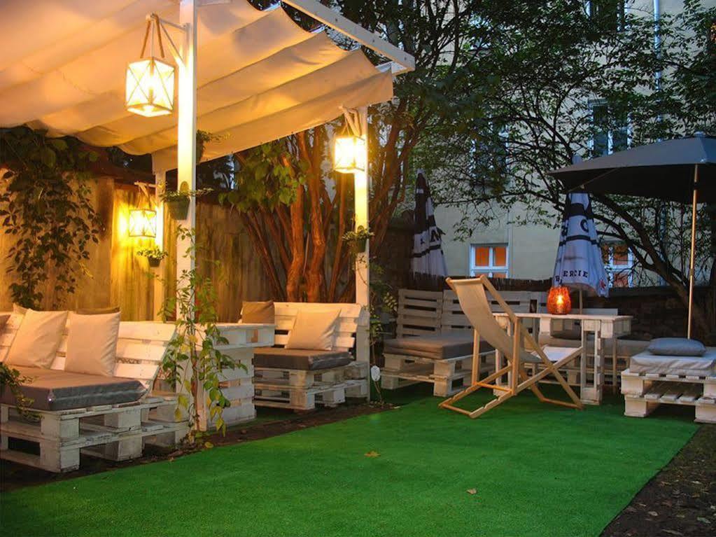 Hostel Al Fresco クラクフ エクステリア 写真